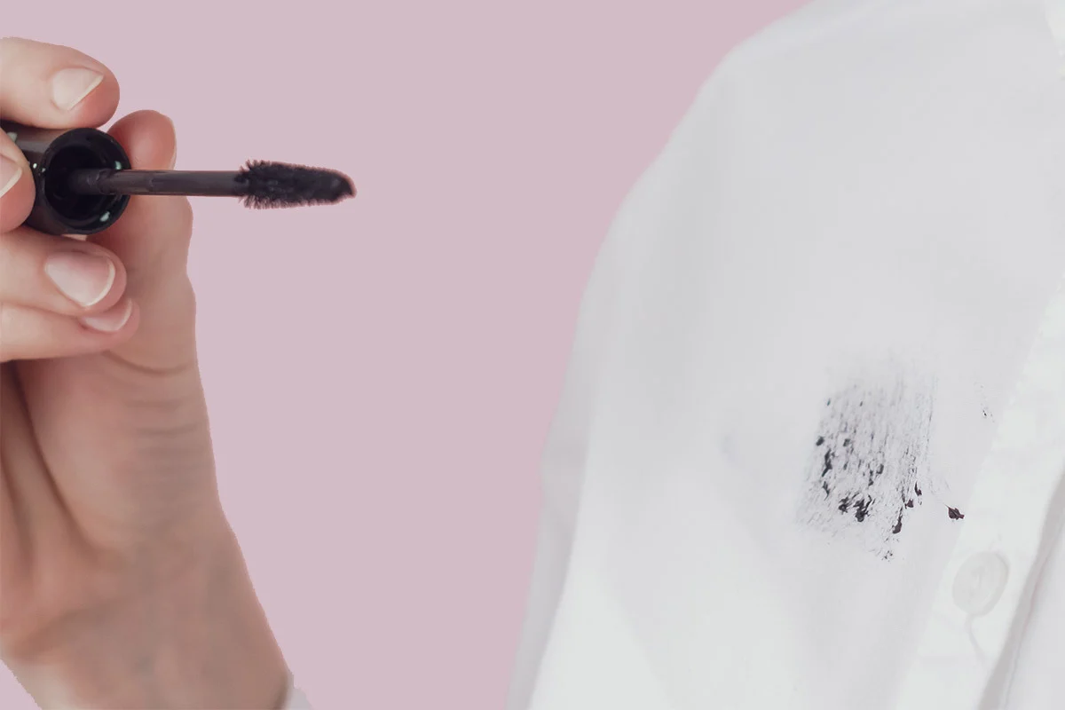 Removing mascara from clothes